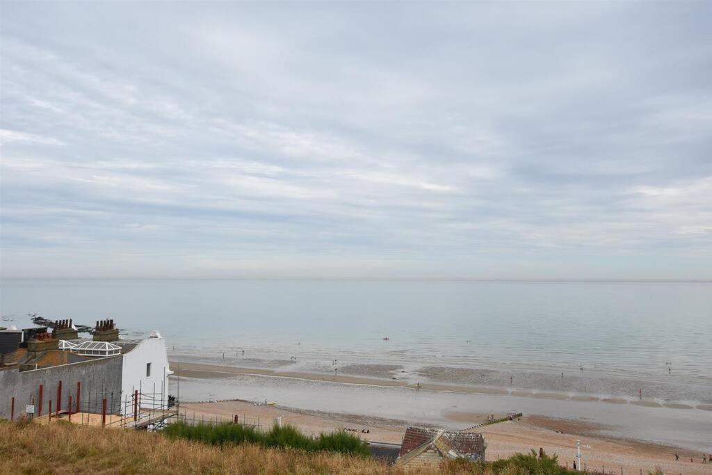 Ferienwohnung Vive Sea View Getaway Hastings Exterior foto